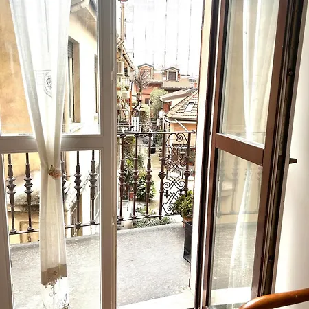 Wonderful In Porta Garibaldi,moscova Apartament